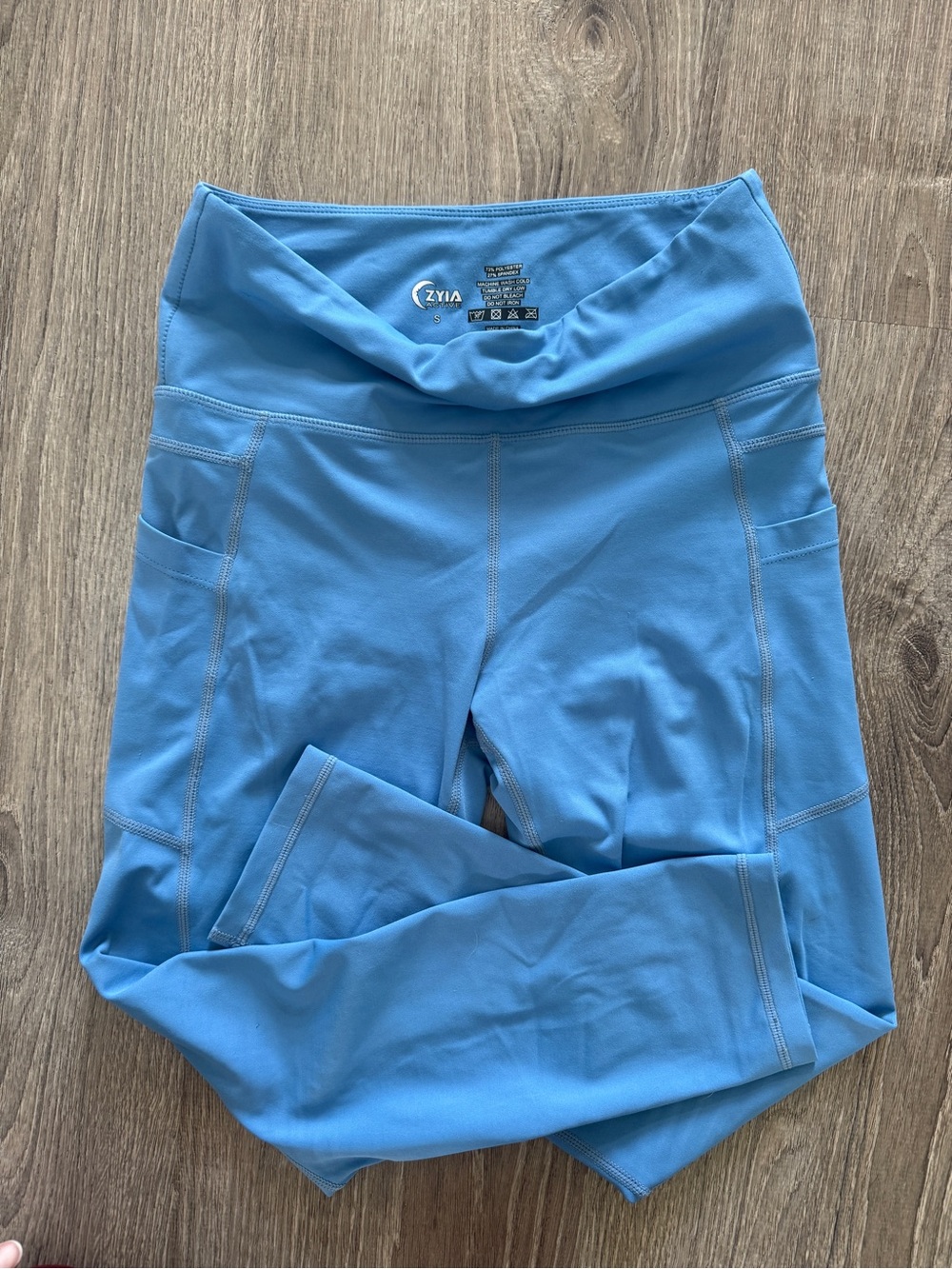 Zyia leggings